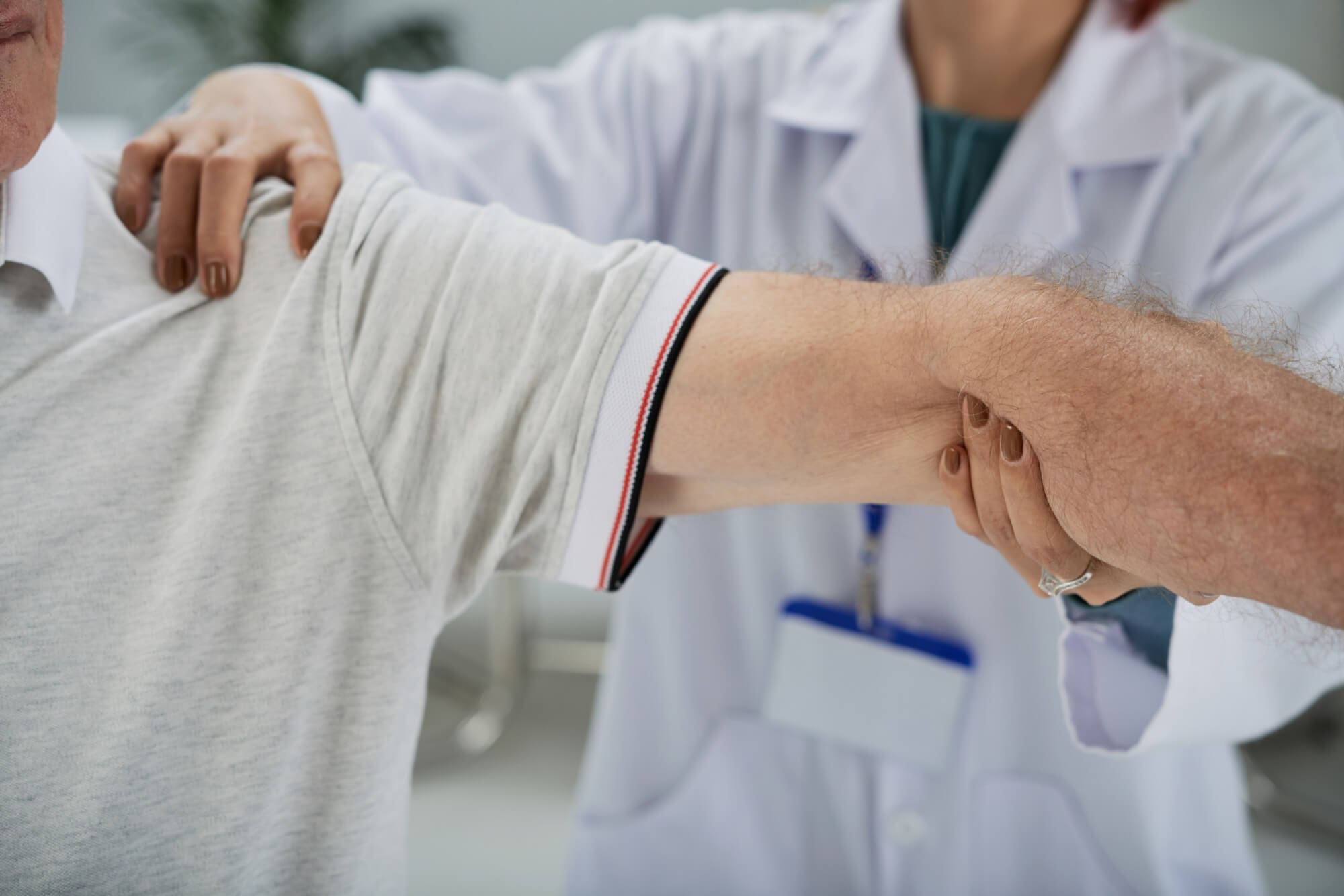 Shoulder Replacement Surgery illustration